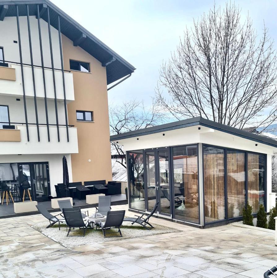 Velvet Home Vatra Dornei Exterior photo